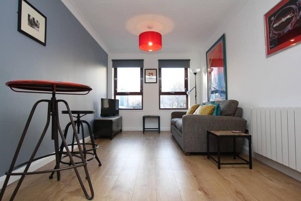 Bijou Merchant City Apartment With Parking Glasgow Exterior foto